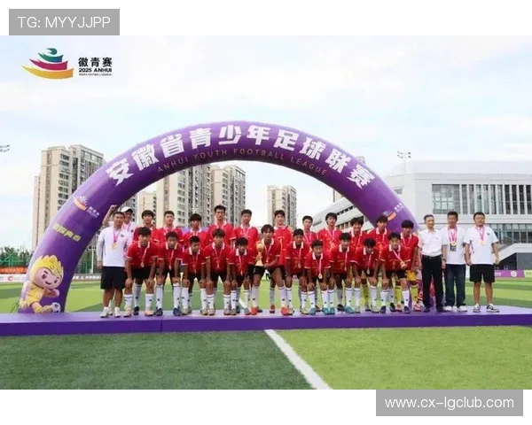 以蚌埠体校足球队教练为核心探索区域青训体系创新发展路径实践